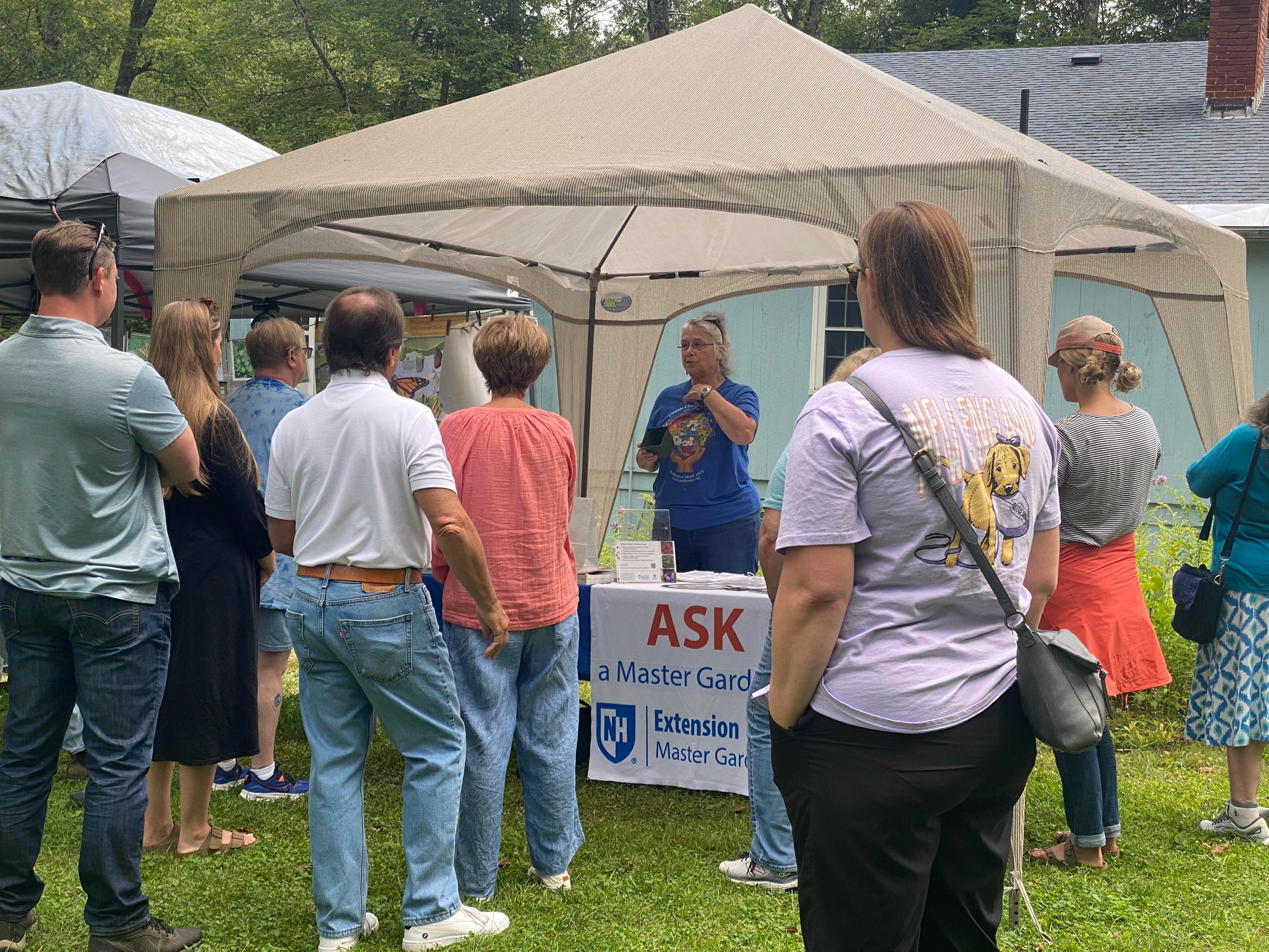 Donna Miller presenting a milkweed class